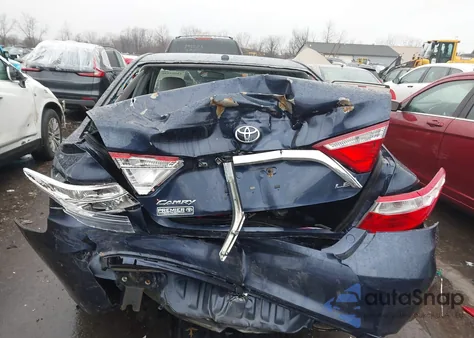 2017 Toyota Camry Le z USA, uszkodzony, nr VIN 4T1BF1FK5HU803652
